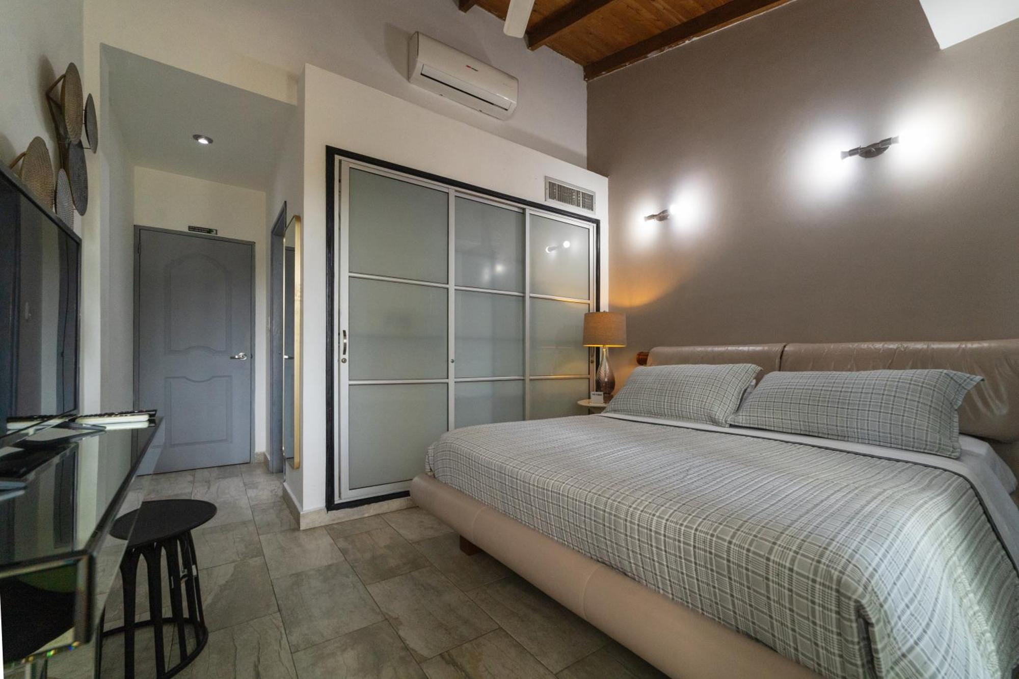 Serema Hotel