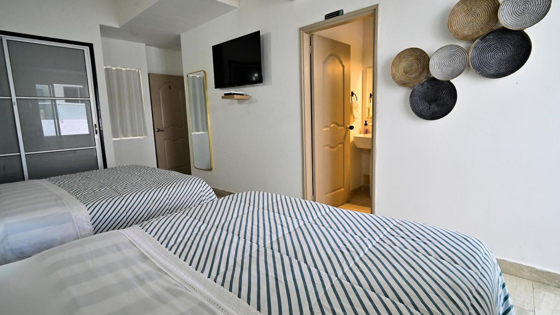 Serema Hotel 4*