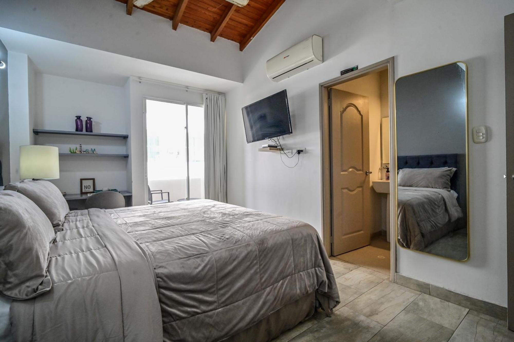 Serema Hotel 4*